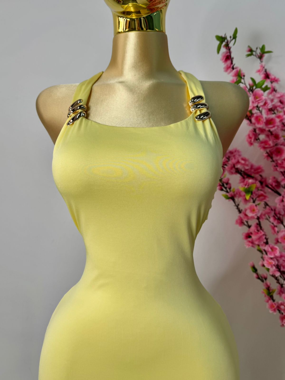 Vestido amarillo licra