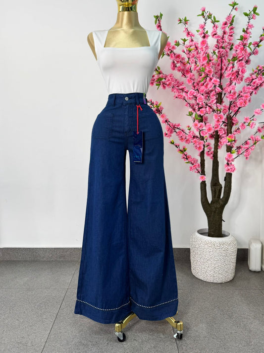 Vibrant corte palazo