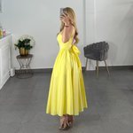 vestido midi amarillo